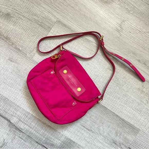 MARC JACOBS Preppy Nylon Mini Natasha Crossbody Bag Pink Magenta - Picture 3 of 16